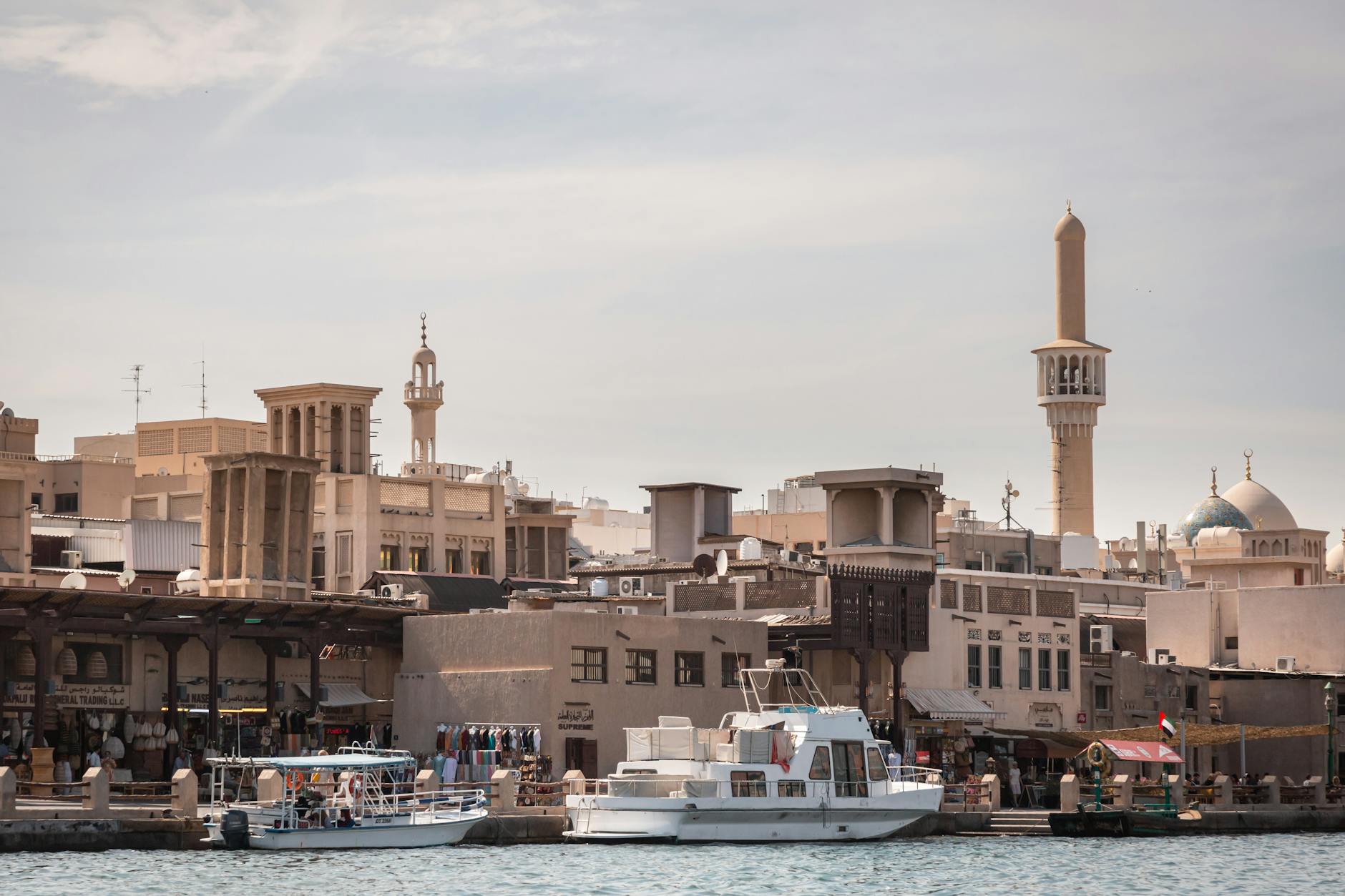 Al Fahidi + Dubai Creek abra