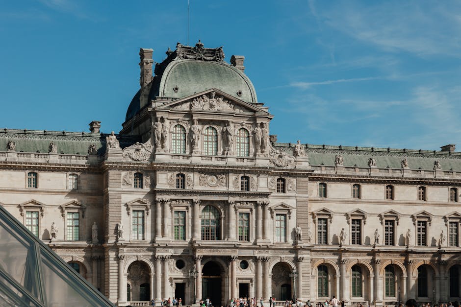 Louvre Museum