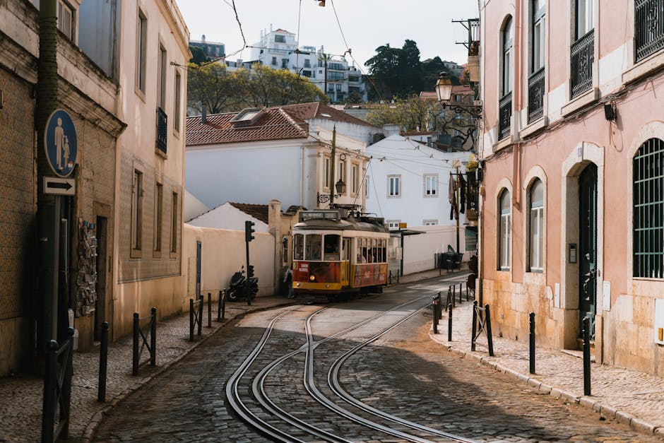 Tram 28 + Bairro Alto sunset