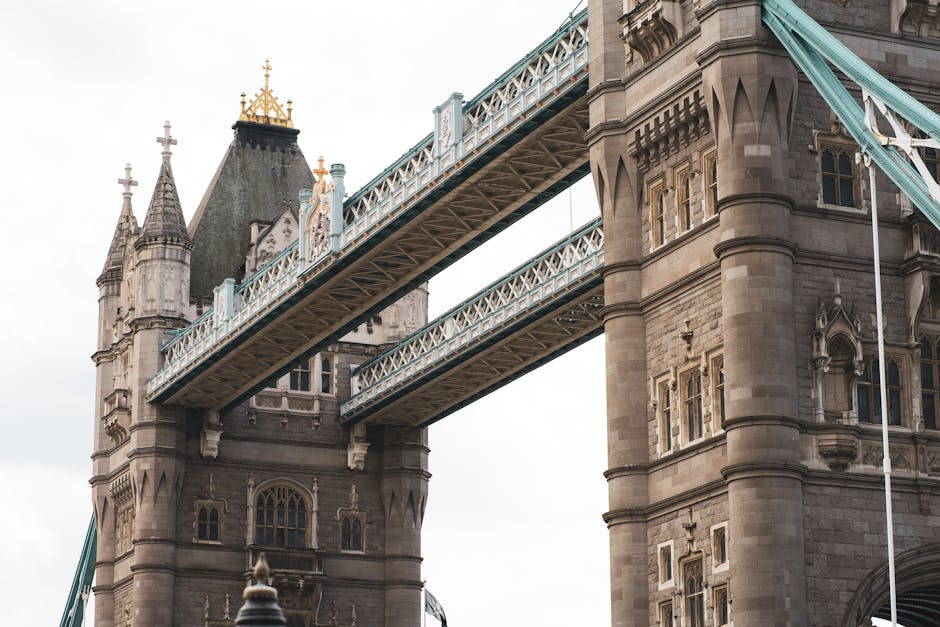 Tower Bridge glass walkway + engine room